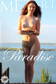 Sienna Nude in Paradise